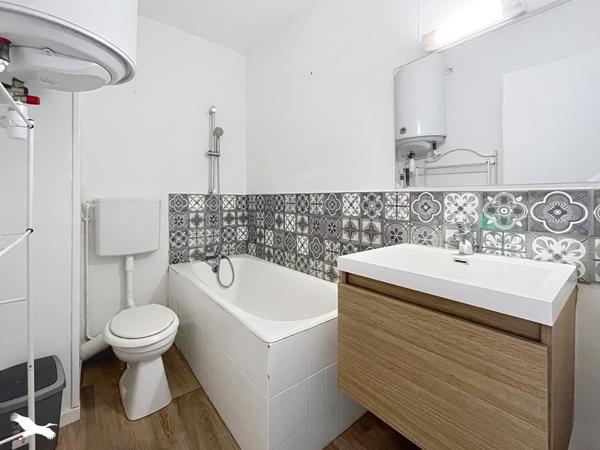 Appartement 57 120 € Lourdes 1 pièce 26 m² DPE D