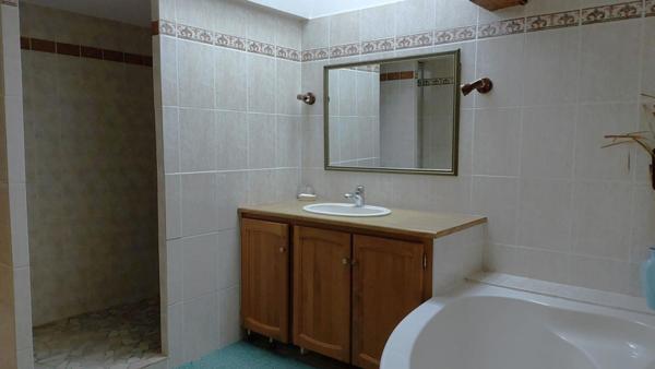 Maison secteur Monthureux sur Saone 6 pièce(s) 193 m2 jardin