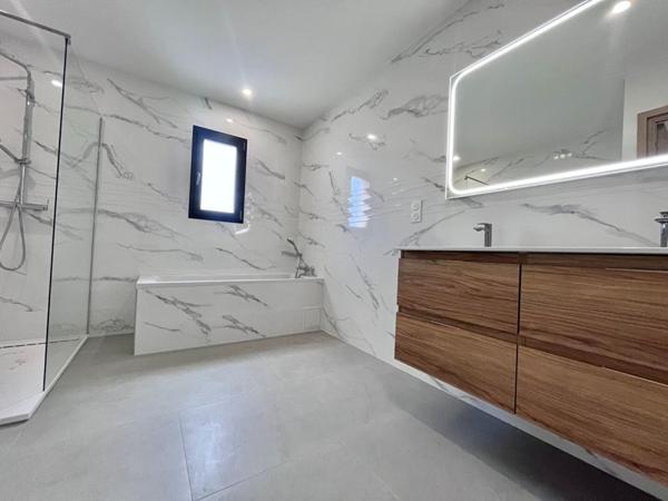 Magnifique maison neuve de 130 m²  en R+1 sur un terrain 3 faces piscinable sans vis-à-vis
