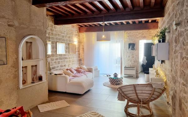 Maison à vendre    5 pièces •  Tarascon