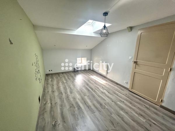 Maison 5 pièces - 135 m² Exclusivité efficity