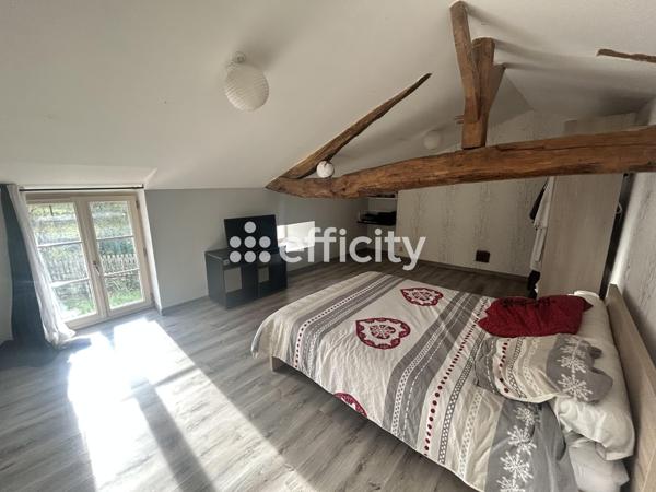 Maison 5 pièces - 135 m² Exclusivité efficity