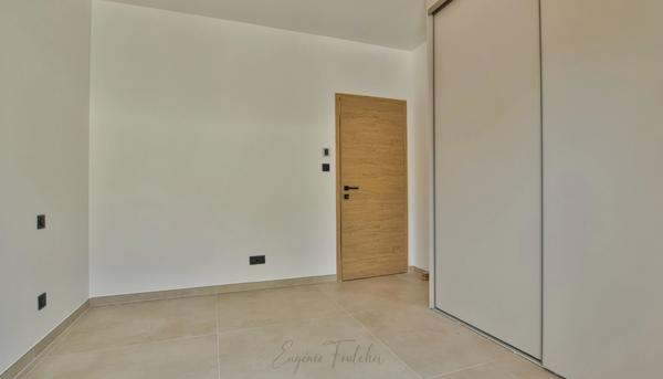 Villa contemporaine plain pied Pezenas