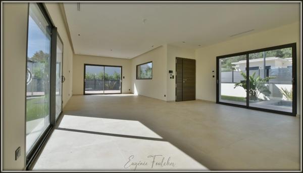 Villa contemporaine plain pied Pezenas