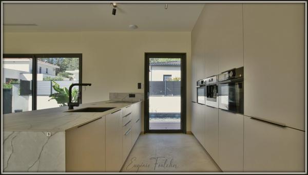 Villa contemporaine plain pied Pezenas