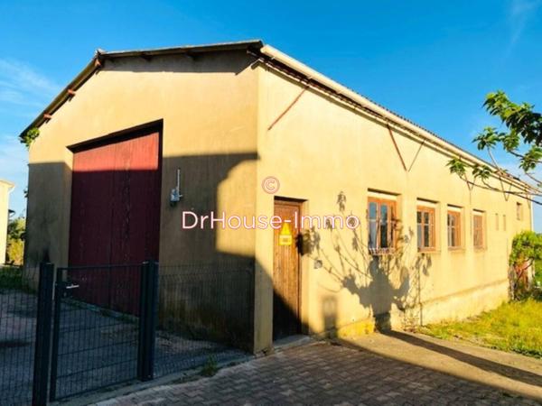 Loft / Atelier à vendre 6 pièces de 350 m²