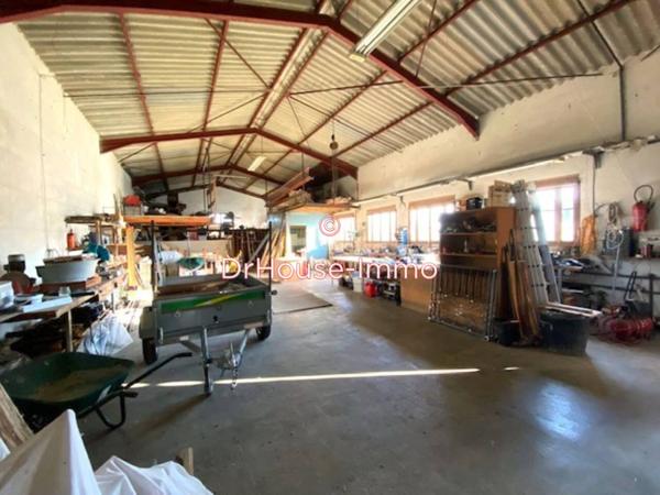 Loft / Atelier à vendre 6 pièces de 350 m²