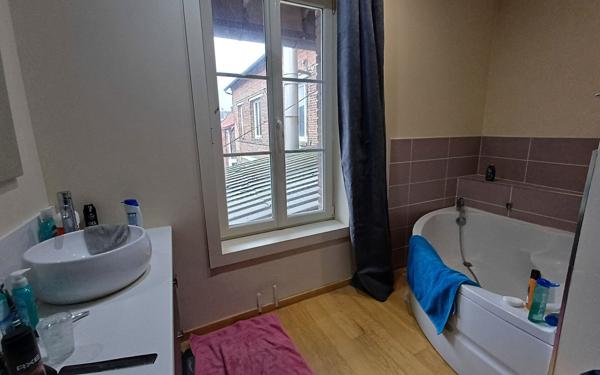 Appartement à vendre    4 pièces • 300 m2 Péronne