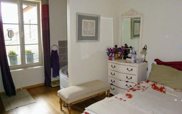 Appartement à vendre    4 pièces • 300 m2 Péronne