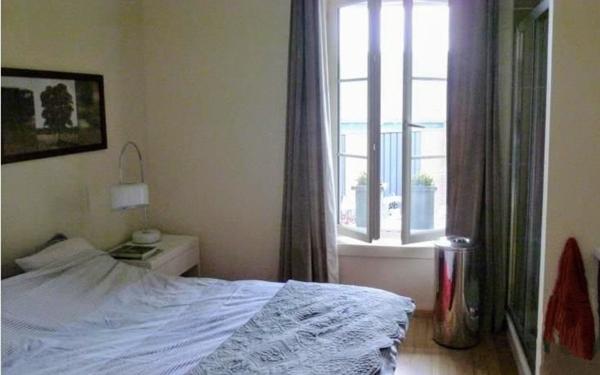 Appartement à vendre    4 pièces • 300 m2 Péronne