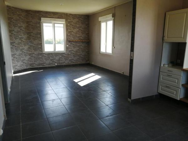 Maison à vendre  10 km  de Witry les Reims   5 pièce(s) 109 m2