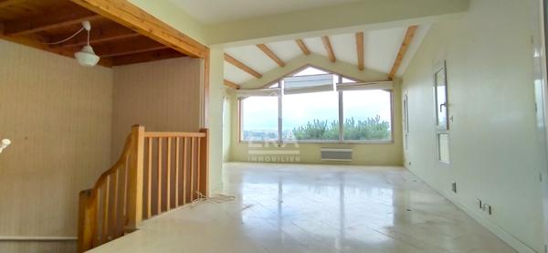 A 2.5 km du Puy en Velay, maison 5 pièces 130.06 m2 sur terrain 1160 m2