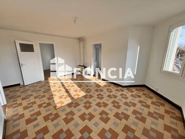 Location Appartement 3 pièces 55 m² - 229 AVENUE ROGER SALENGRO Villeurbanne 69100