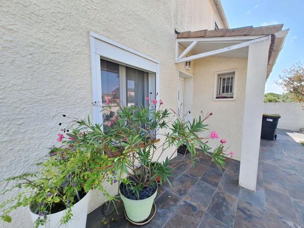 À VENDRE ? MAISON TRADITIONNELLE AVEC PISCINE, JARDIN ET GARAGE