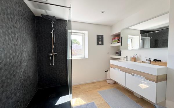 Appartement à vendre    4 pièces •  La Rochelle