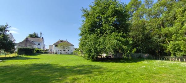 Maison 6 pièces – 145 m² environ à Saint-Joachim (ref : 79010M)