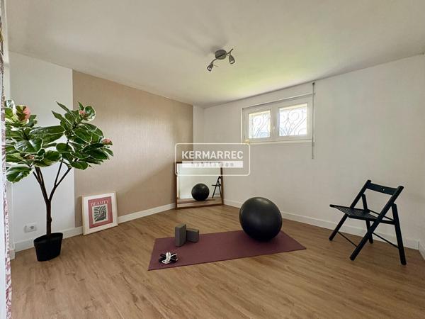 Maison 6 pièces – 145 m² environ à Saint-Joachim (ref : 79010M)