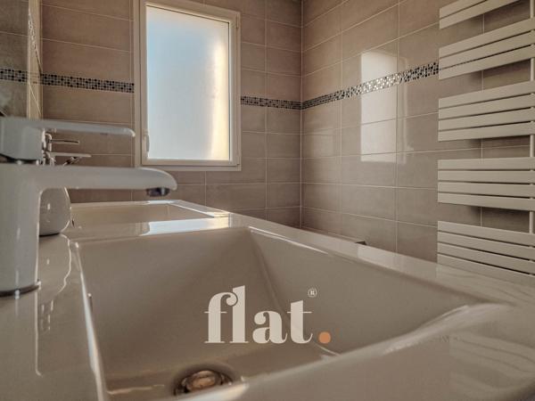 MAISON INDIVIDUELLE / 172 M2 / PONT SAINT MARTIN CHAMP-SIÔME / LIMITE REZE