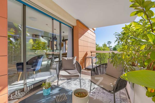 Appartement 3 pièces rénové à pied de la plage– Résidence de standing avec piscine – Villeneuve-Loub