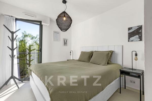 Appartement 3 pièces rénové à pied de la plage– Résidence de standing avec piscine – Villeneuve-Loub