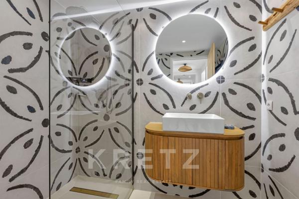 Appartement 3 pièces rénové à pied de la plage– Résidence de standing avec piscine – Villeneuve-Loub