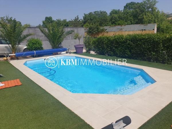SUPERBE VILLA MODERNE T5 DE 132M2 AVEC BEL EXTERIEUR ET PISCINE - SECTEUR LES ROUBAUDS