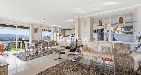 À vendre Appartement 3 pièces 99 m² - Le Cannet 06110