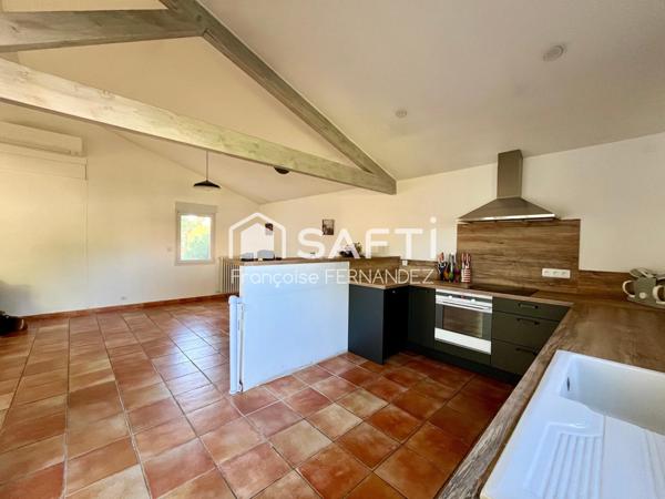 Villa T7 avec jardin proche commerces