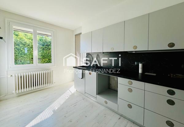 Villa T7 avec jardin proche commerces