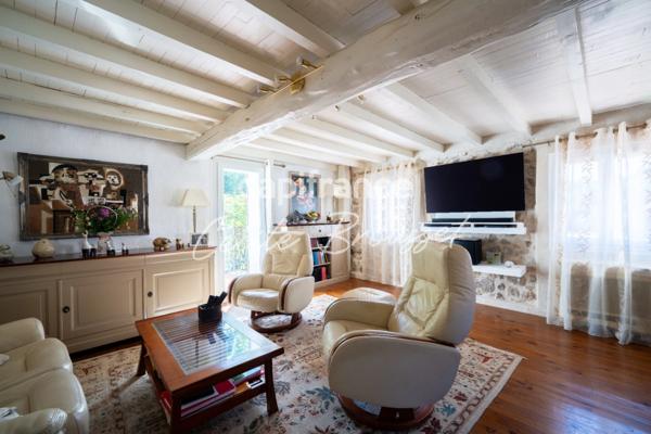 Maison de caractère à vendre 7 pièces SAINT LAURENT DE CERDANS (66)