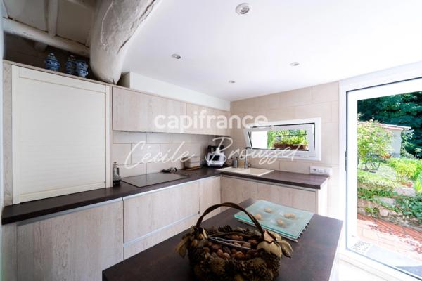 Maison de caractère à vendre 7 pièces SAINT LAURENT DE CERDANS (66)