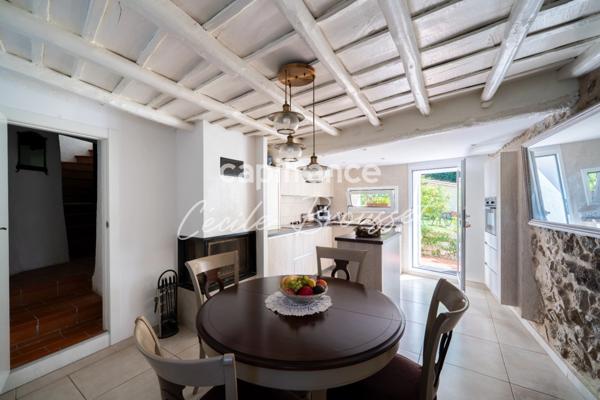 Maison de caractère à vendre 7 pièces SAINT LAURENT DE CERDANS (66)