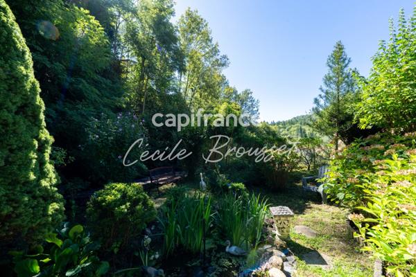 Maison de caractère à vendre 7 pièces SAINT LAURENT DE CERDANS (66)