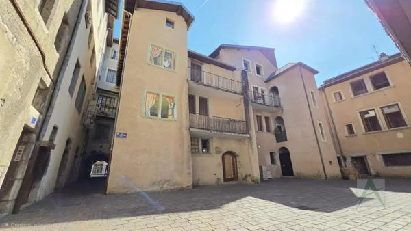 Appartement à louer à Chambéry (73000)