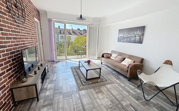 Appartement à vendre    4 pièces • 70 m2 Pau