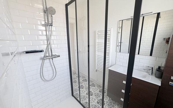 Appartement à vendre    4 pièces • 70 m2 Pau