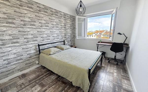 Appartement à vendre    4 pièces • 70 m2 Pau