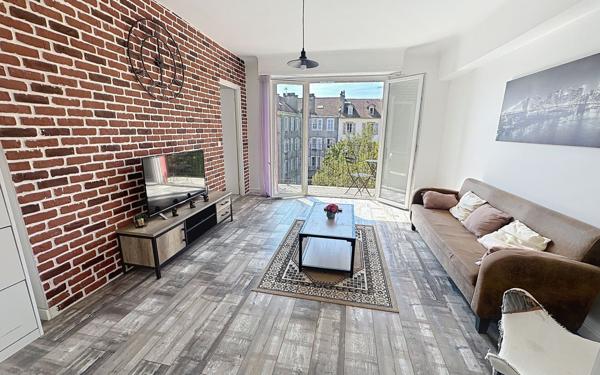 Appartement à vendre    4 pièces • 70 m2 Pau