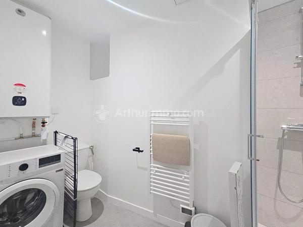 Location                                                      Appartement
                        
                     2 pièces                      25 m2                     à Clermont-Ferrand