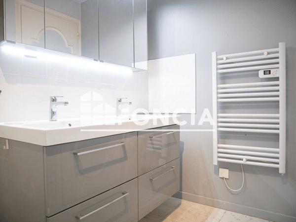 Location Appartement 3 pièces 73.82 m² - Besancon 25000