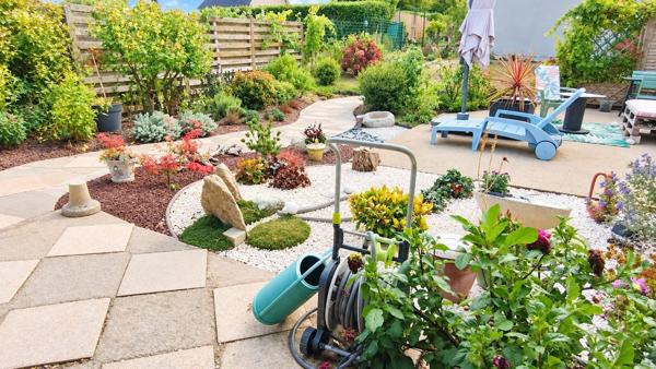 Maison à vendre 3 pièces GUILVINEC (29) en excellent état, au calme, beau jardin avec extension possible