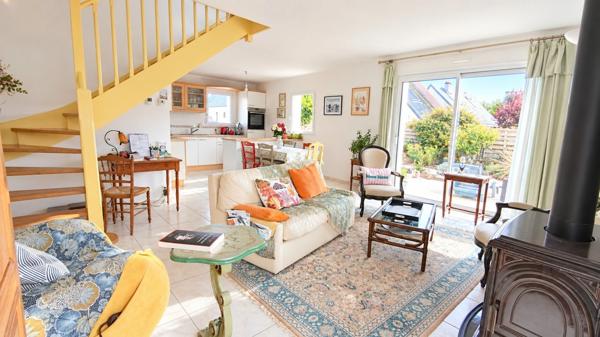 Maison à vendre 3 pièces GUILVINEC (29) en excellent état, au calme, beau jardin avec extension possible