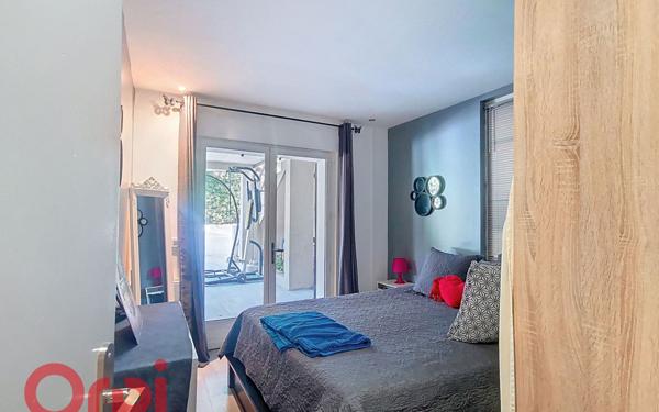 Maison à vendre    8 pièces •  Toulon