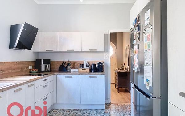 Maison à vendre    8 pièces •  Toulon