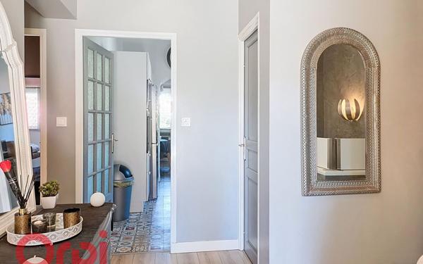 Maison à vendre    8 pièces •  Toulon