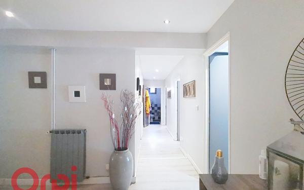 Maison à vendre    8 pièces •  Toulon