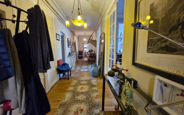 Appartement à vendre    5 pièces • 142,54 m2 Reims