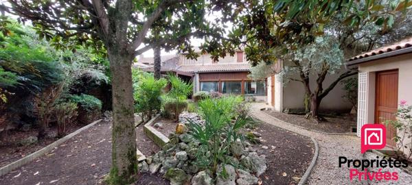 Propriété avec 3 logements Le Mas D Agenais + jardin japonais + garage