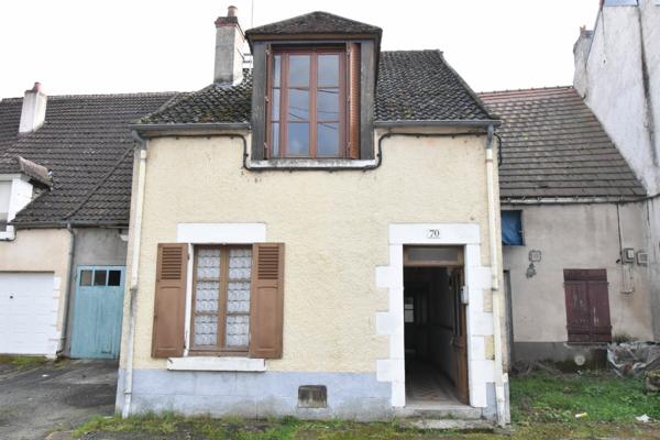 Maison à vendre    2 pièces • 59 m2 Cosne-Cours-sur-Loire