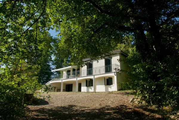 Maison à vendre 265 500 € Sarrazac 6 p 93 m² DPE E